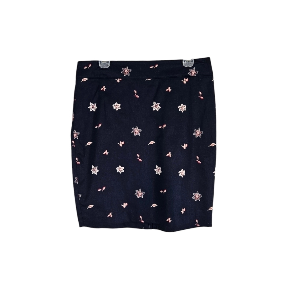 NWT Loft Navy Blue Floral Print Skirt